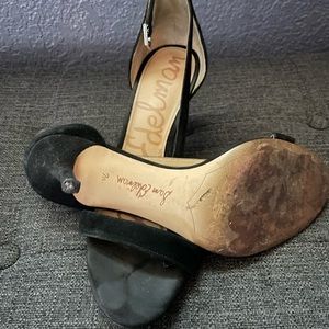 Sam Edelman black suede sandals